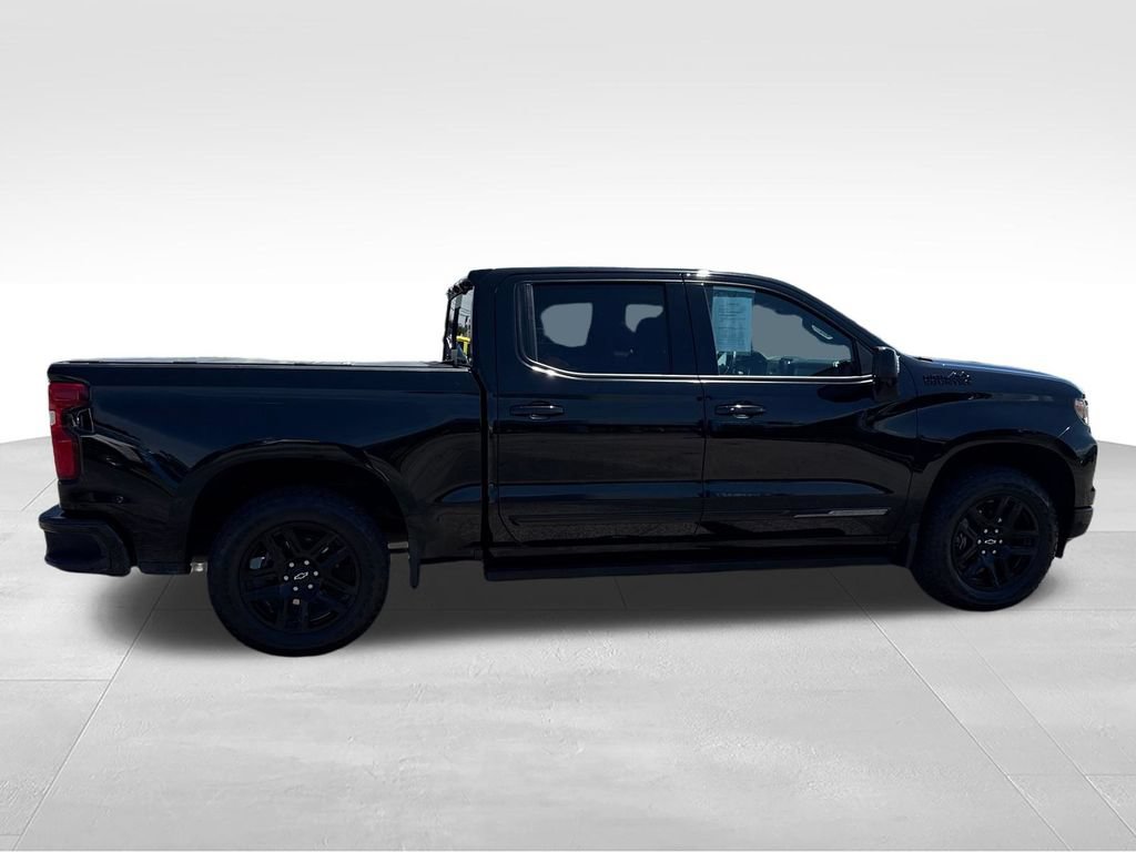 Used 2025 Chevrolet Silverado 1500 High Country w/ Midnight Edition AWD/4WD video 3