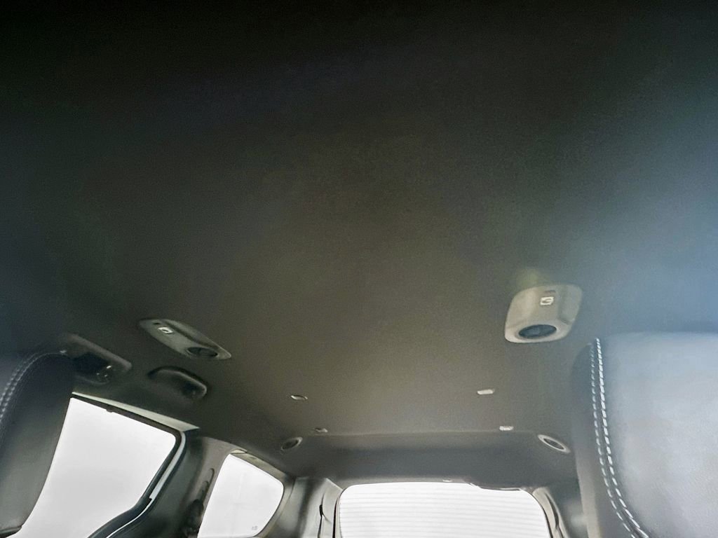 New 2025 Chrysler Pacifica Select w/ Fav Edition Package image 15