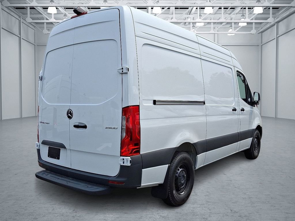 New 2025 Mercedes-Benz Sprinter 2500 image 3