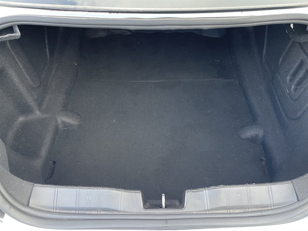Used 2019 Chevrolet Camaro SS RWD image 36