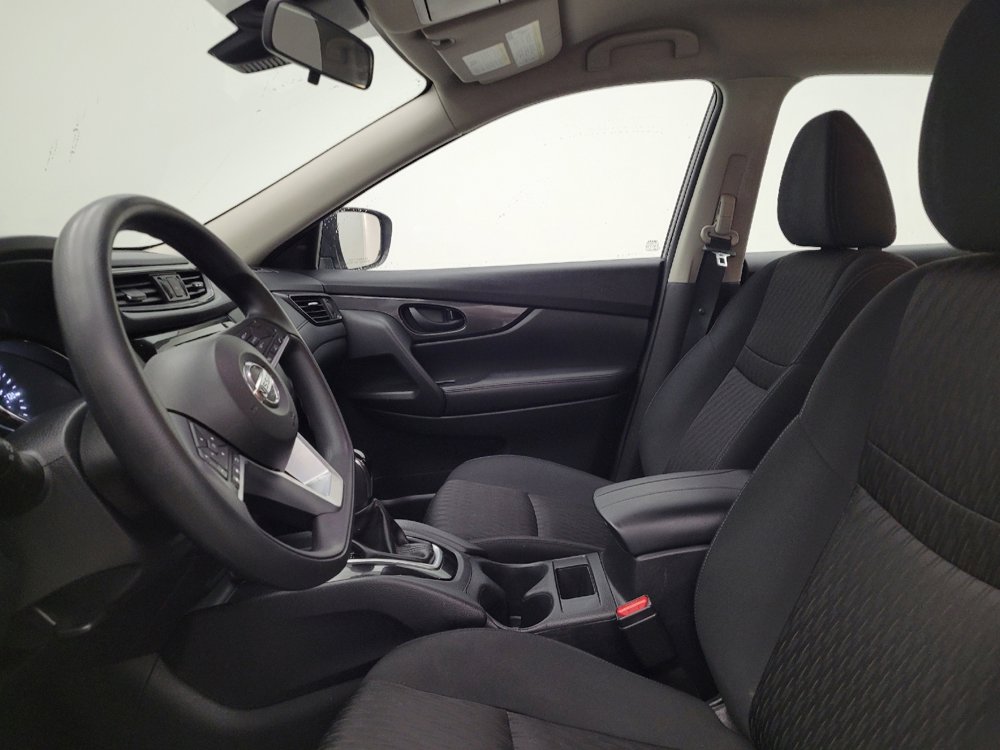 Used 2019 Nissan Rogue S image 17