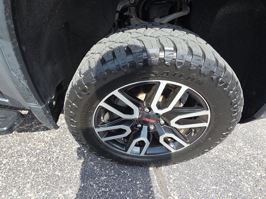 Used 2020 GMC Sierra 1500 AT4 w/ AT4 Premium Package image 12