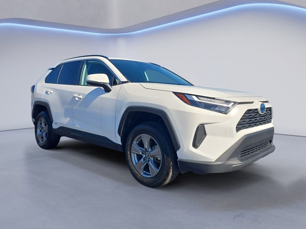 Used 2024 Toyota RAV4 XLE image 7