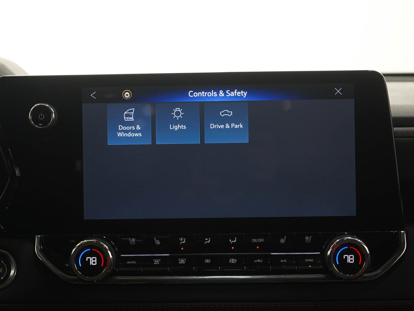 Used 2025 Chevrolet Colorado Z71 w/ Z71 Convenience Package 2 image 15