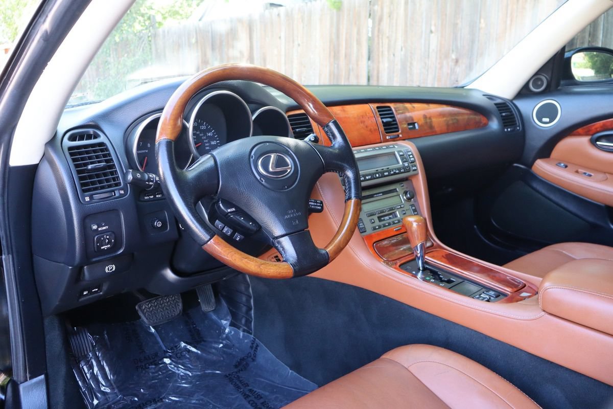 Used 2002 Lexus SC 430 Convertible RWD image 15