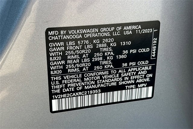 Used 2024 Volkswagen Atlas Cross Sport SE image 31