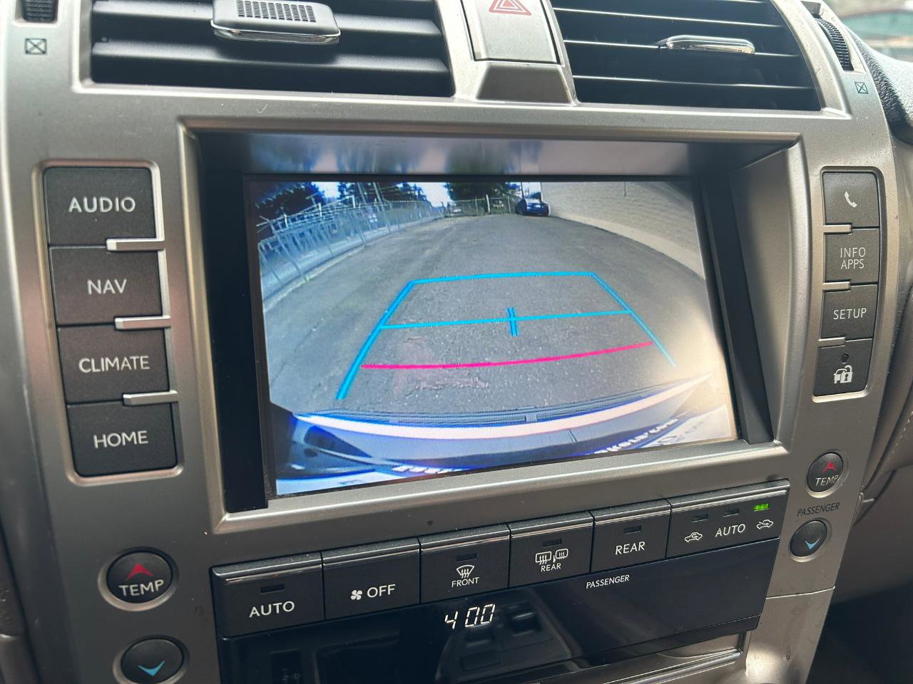 Used 2017 Lexus GX 460 Premium w/ Premium Package AWD/4WD image 10