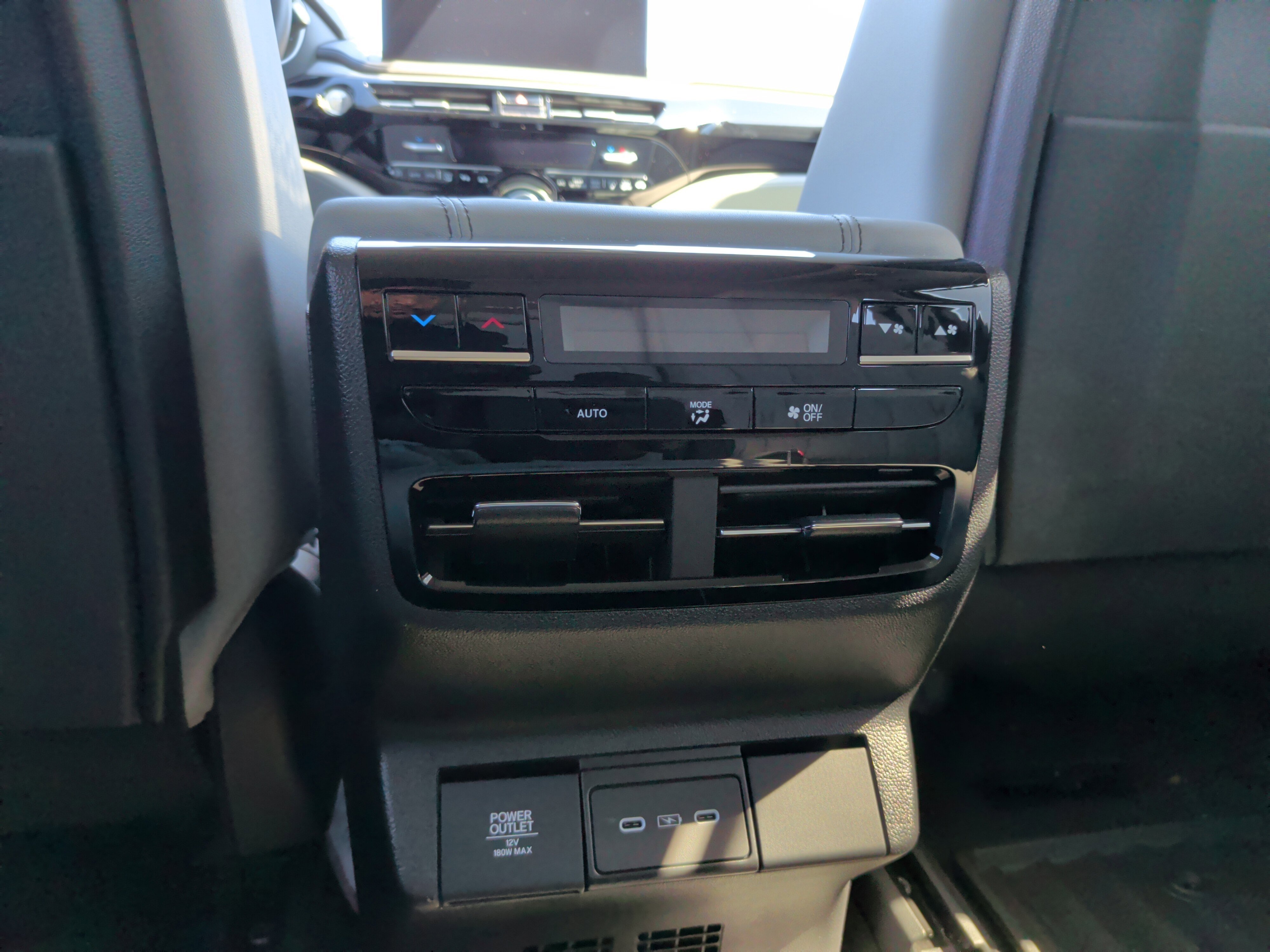 Used 2025 Acura MDX SH-AWD w/ Technology Package image 36