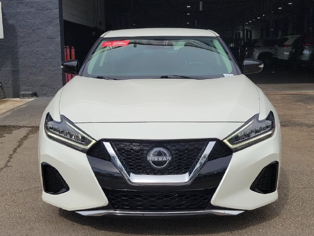 Used 2023 Nissan Maxima SV w/ Floor Mat Group FWD image 3
