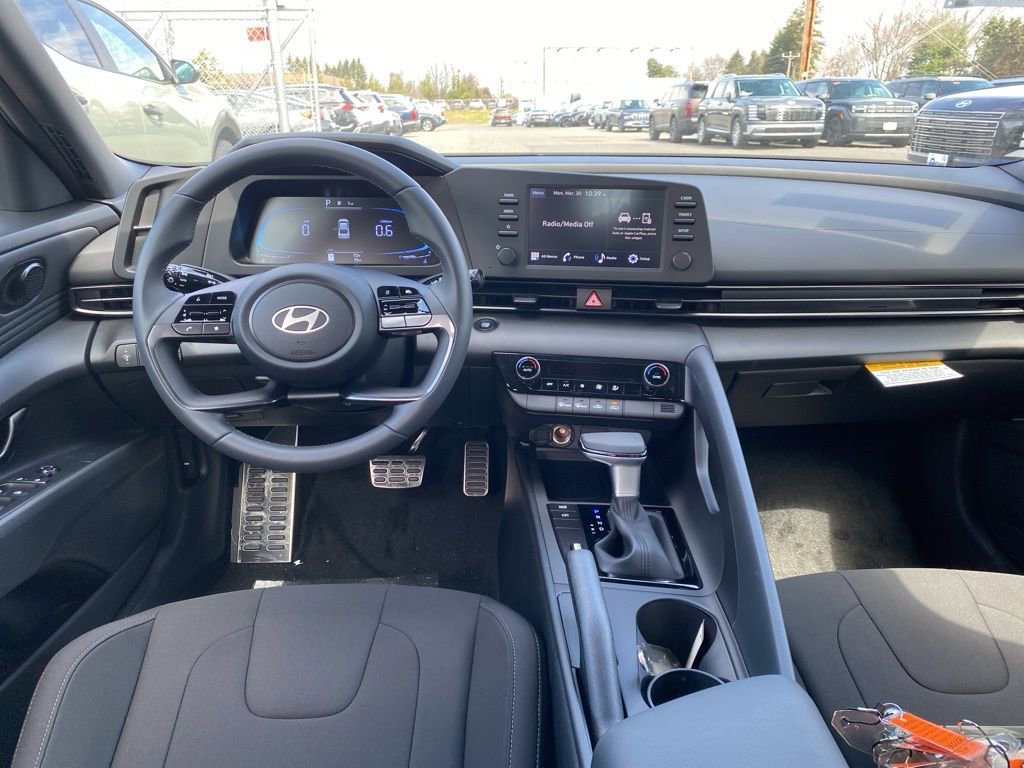 New 2026 Hyundai Elantra Sport image 10
