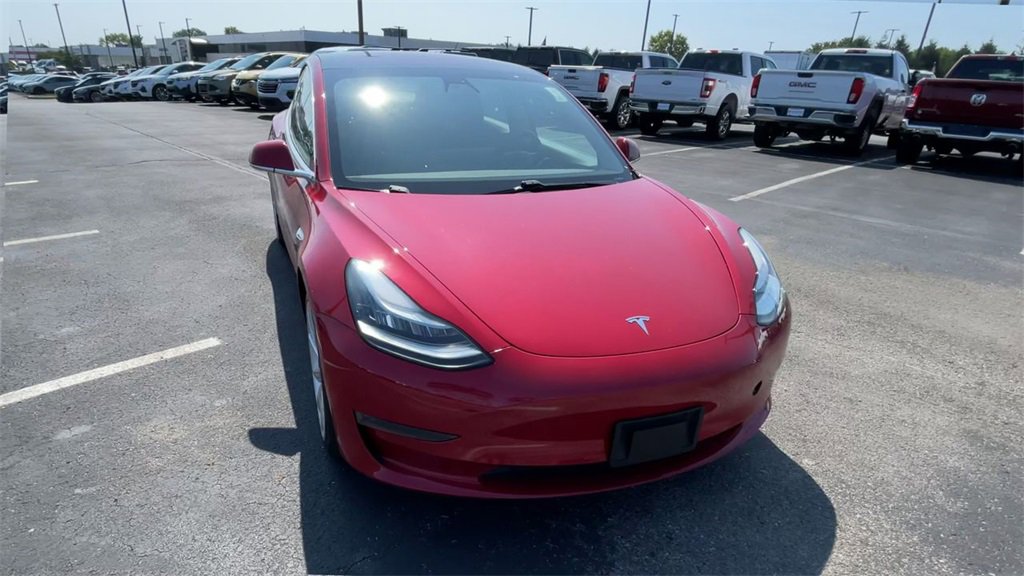 Used 2018 Tesla Model 3 Long Range image 4