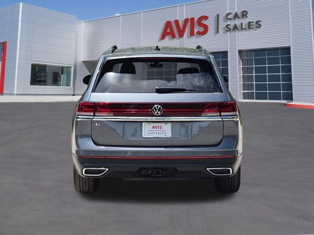 Used 2025 Volkswagen Atlas SE FWD image 7