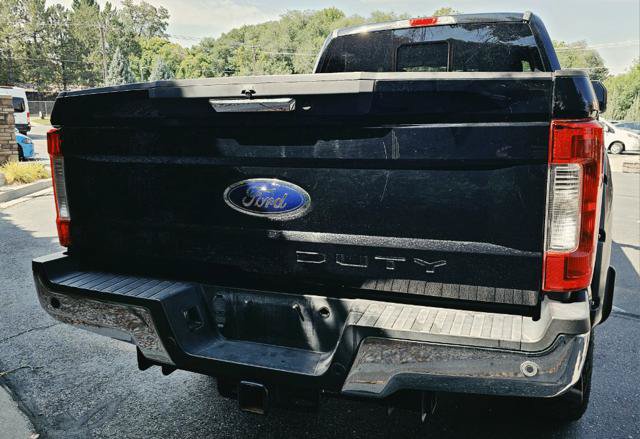 Used 2017 Ford F350 Lariat w/ Chrome Package AWD/4WD image 6