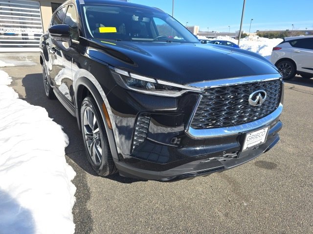 Used 2024 INFINITI QX60 Luxe w/ Cargo Package