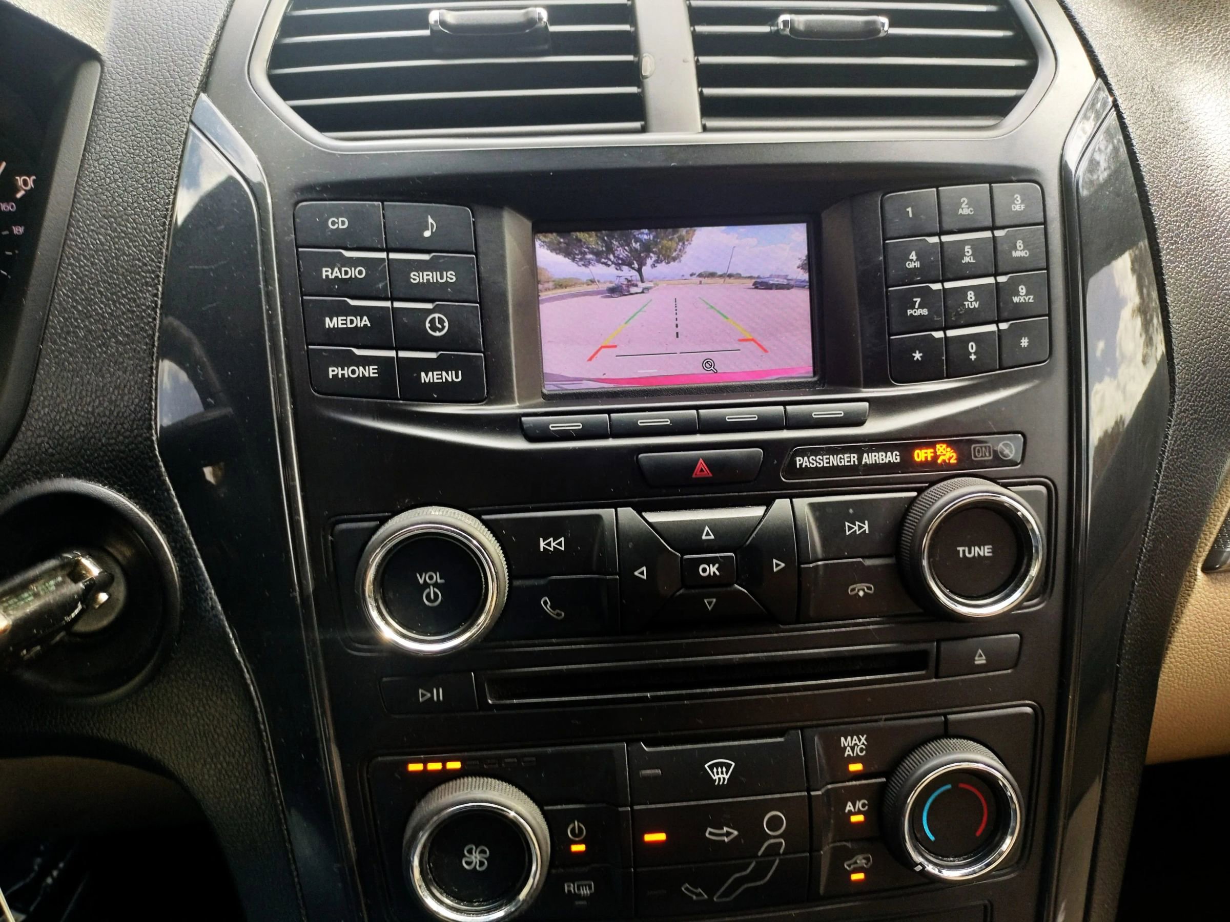 Used 2017 Ford Explorer FWD image 30