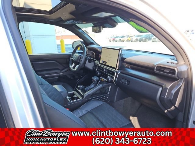Used 2025 Toyota 4Runner TRD Off-Road Premium image 30