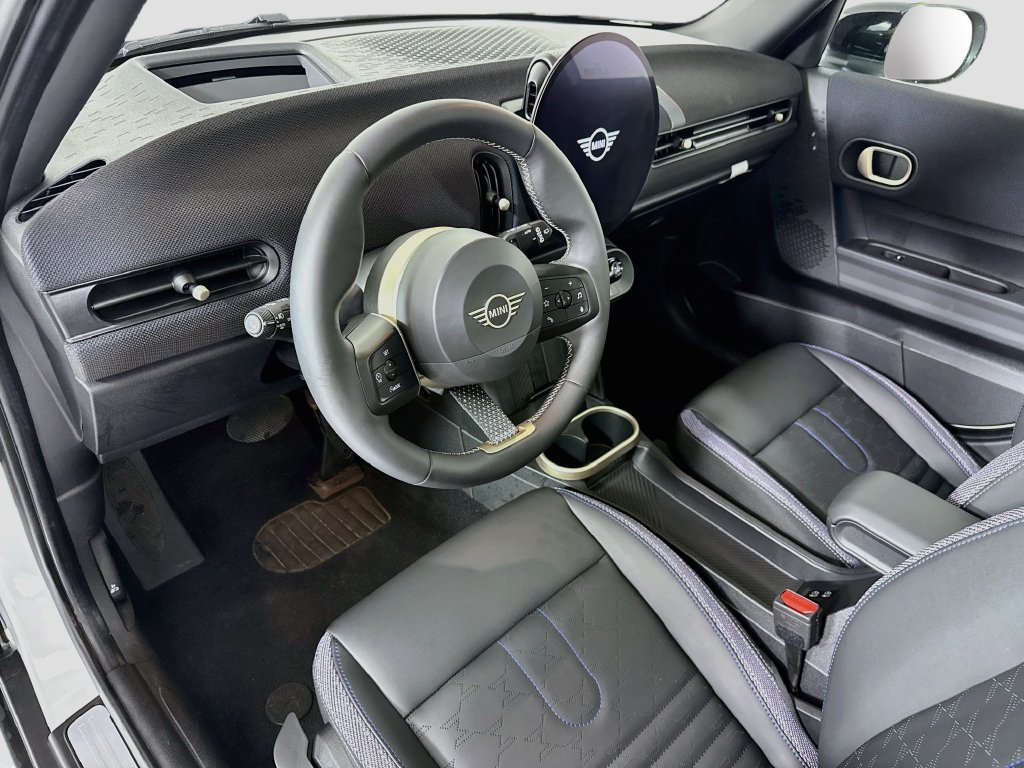 Certified 2026 MINI Cooper S FWD image 9