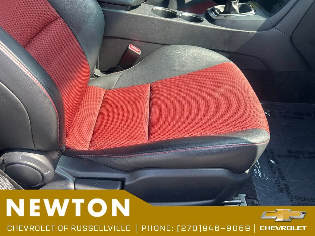 Used 2012 Hyundai Genesis 3.8 RWD image 22