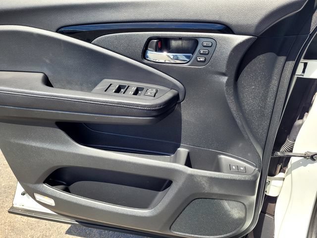 Used 2021 Honda Pilot Elite image 16