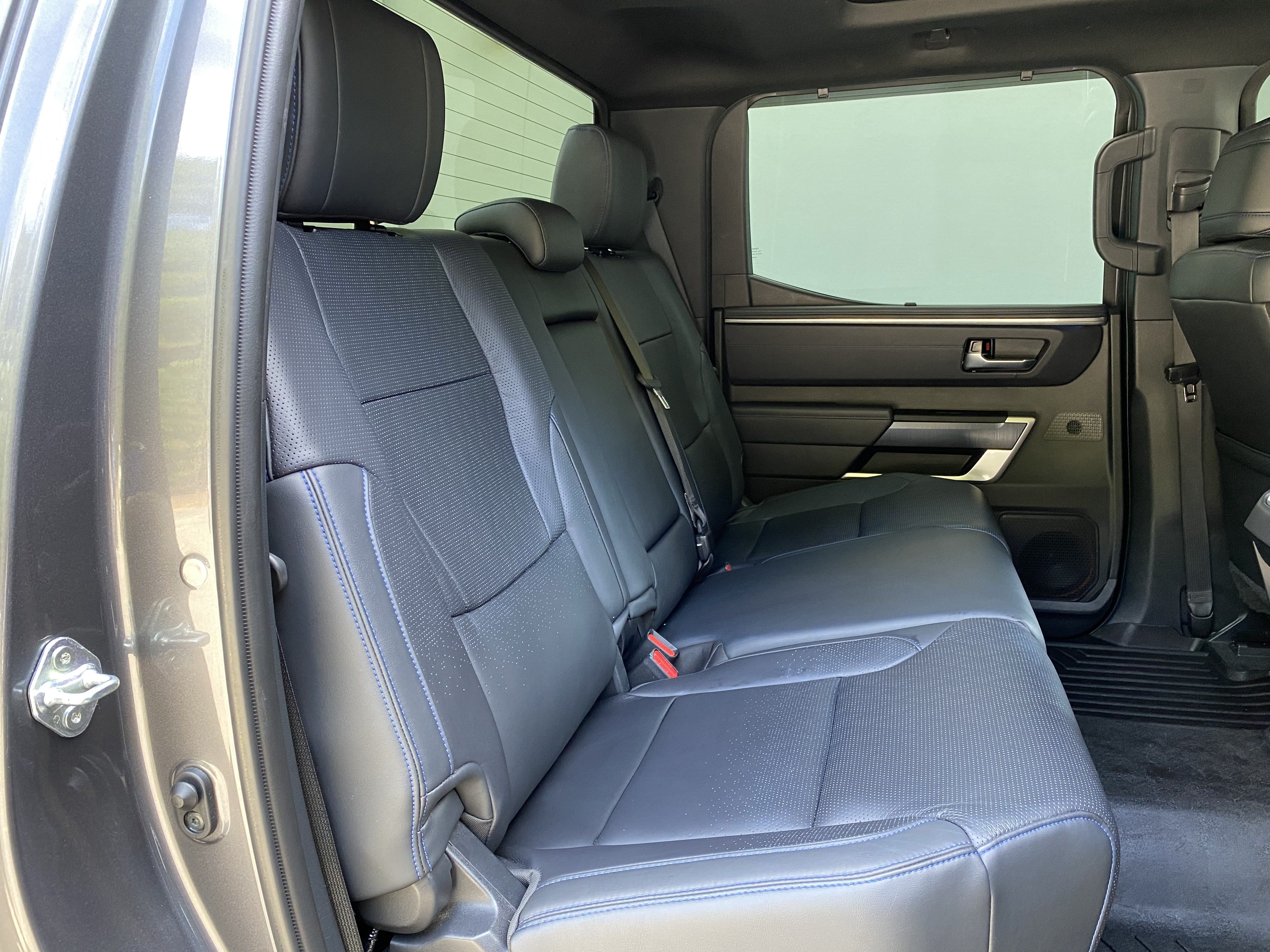 Used 2024 Toyota Tundra Platinum AWD/4WD image 37