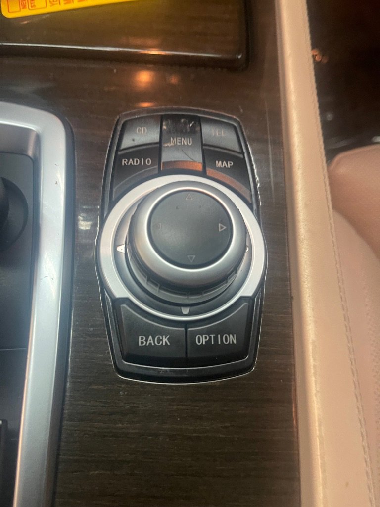 Used 2009 BMW 750Li image 36