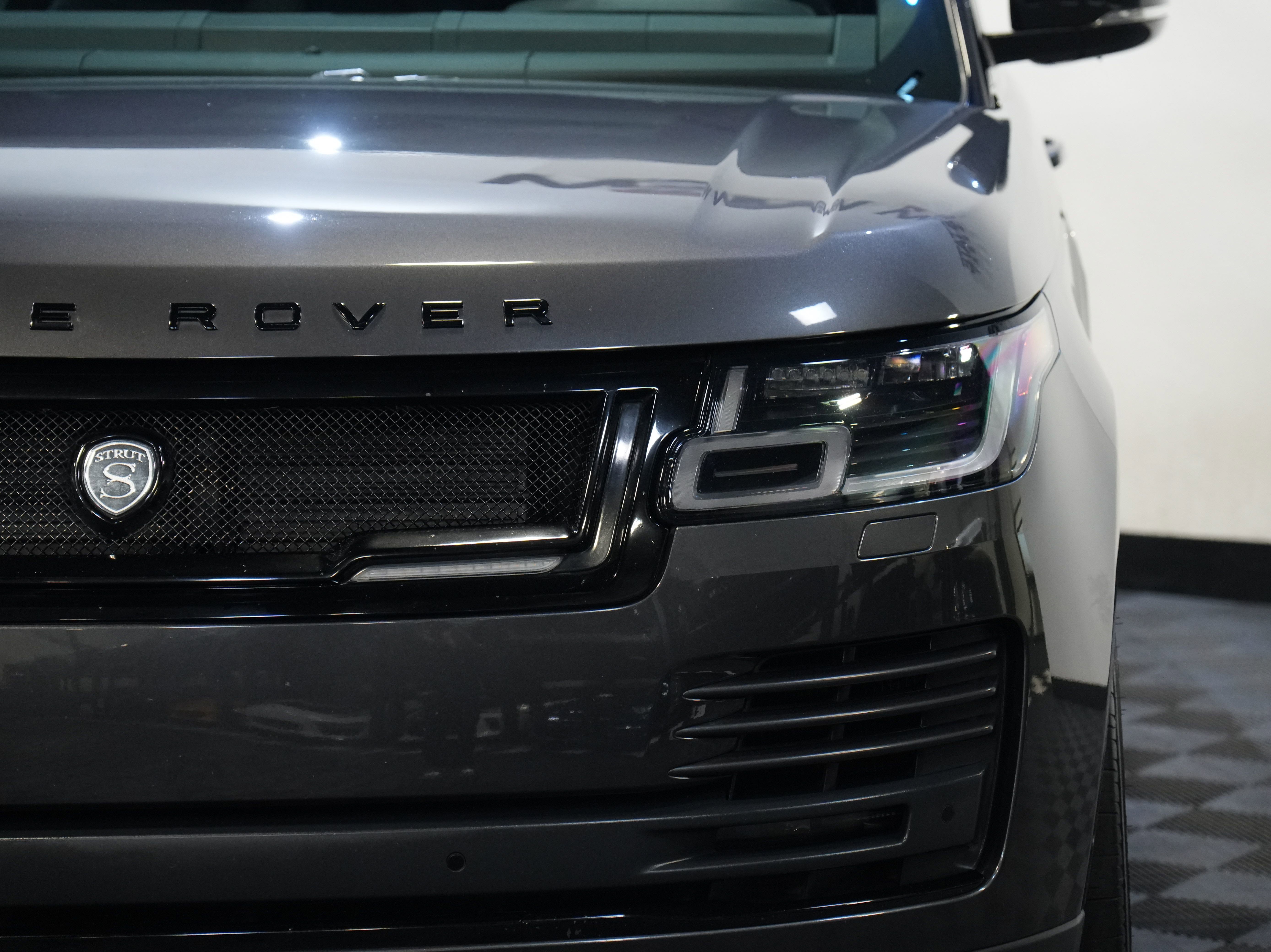 Used 2022 Land Rover Range Rover P525 Westminster Edition AWD/4WD image 10