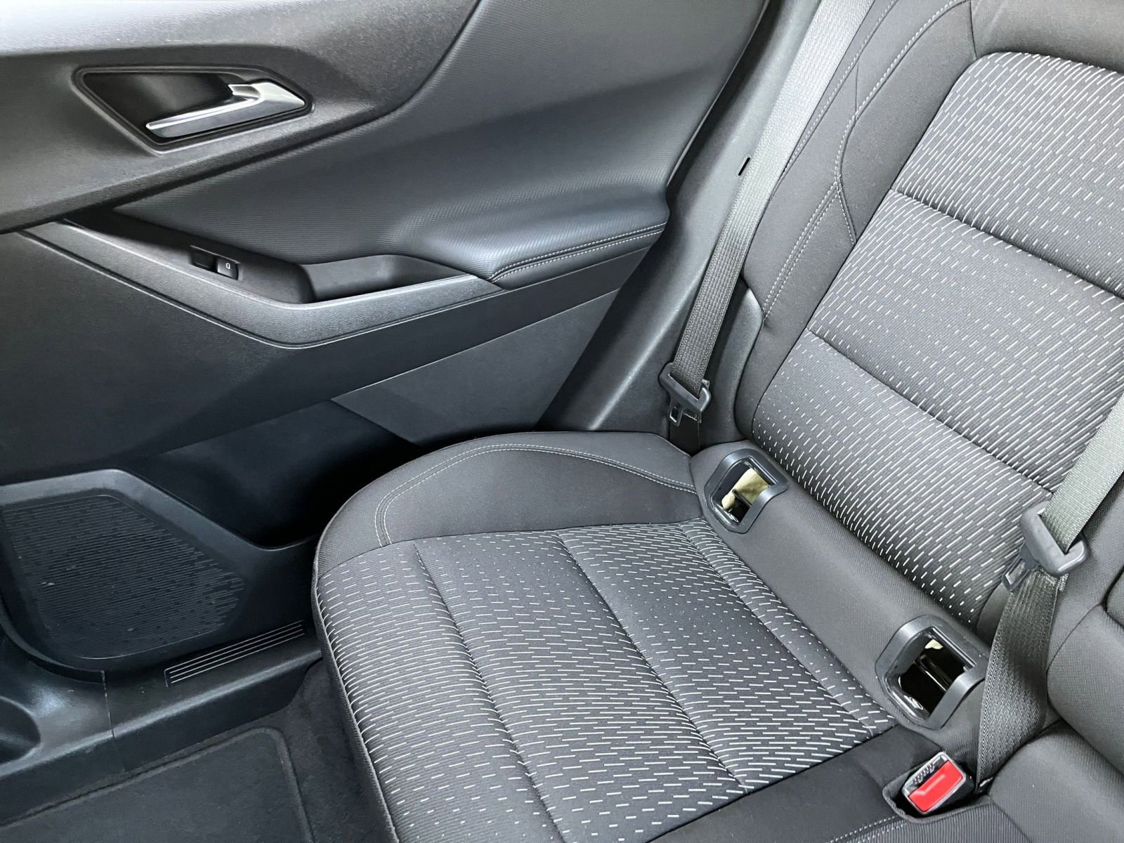 Used 2025 Chevrolet Equinox LT image 38