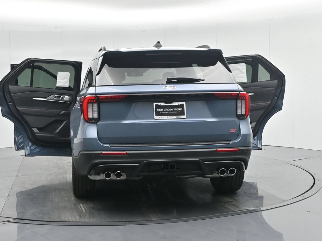 Certified 2025 Ford Explorer ST w/ Sun And Sound Package AWD/4WD image 38
