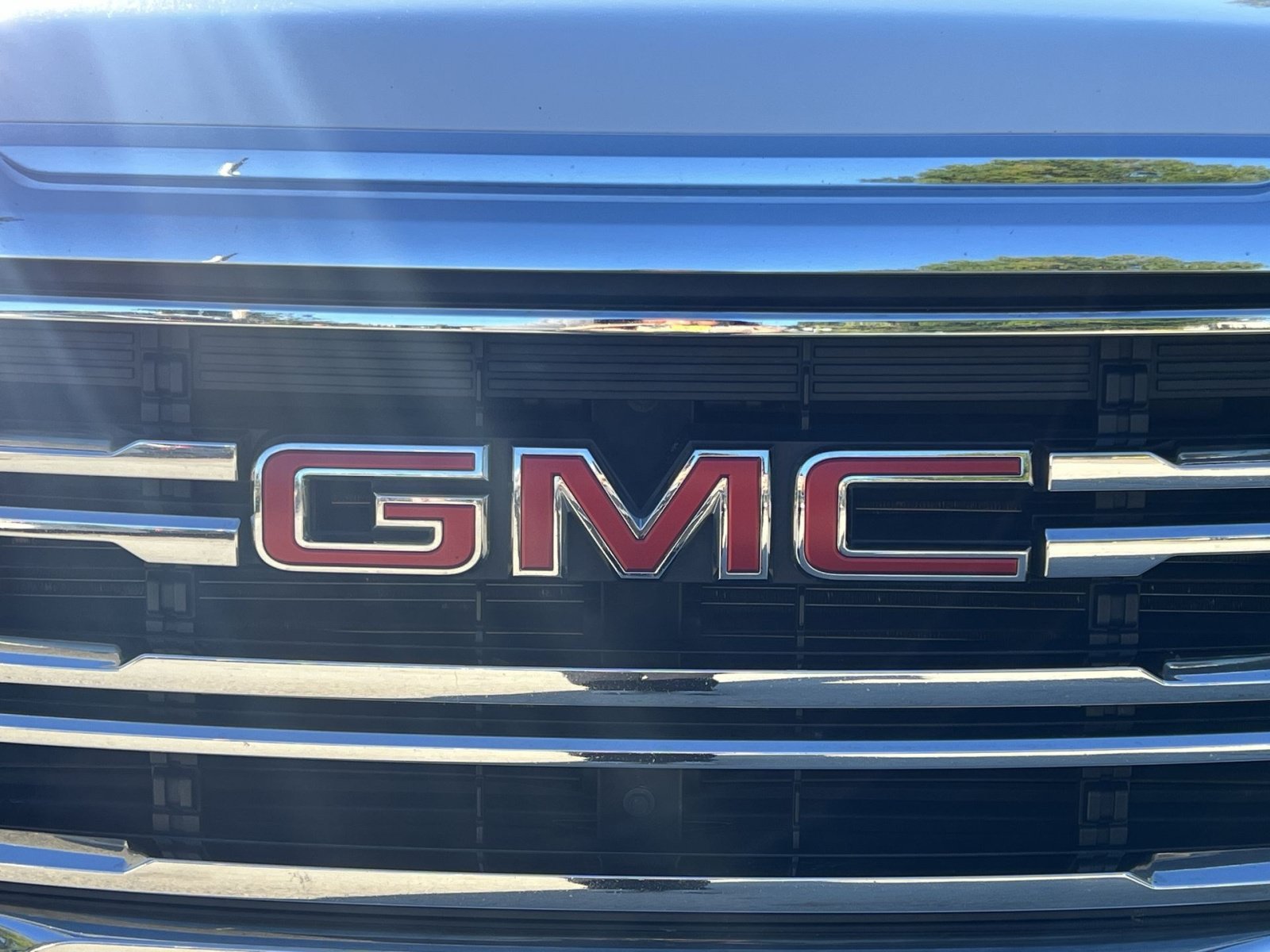 Used 2023 GMC Acadia SLT AWD/4WD image 12