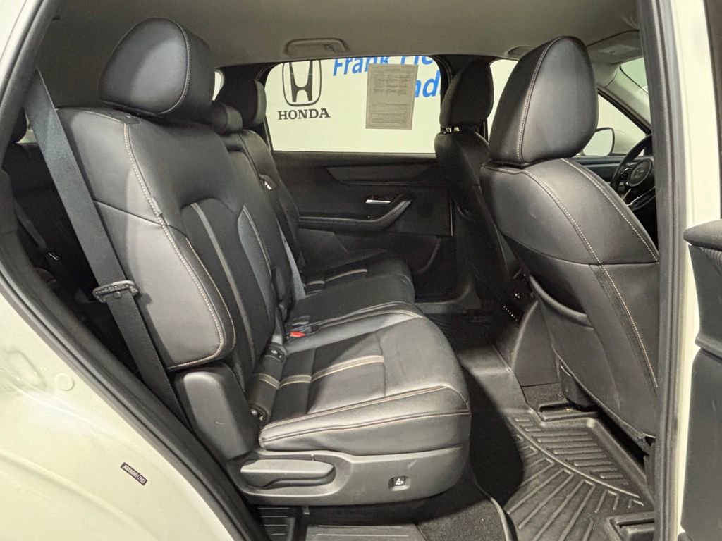 Used 2024 MAZDA CX-90 3.3 Turbo w/ Select Package AWD/4WD image 31