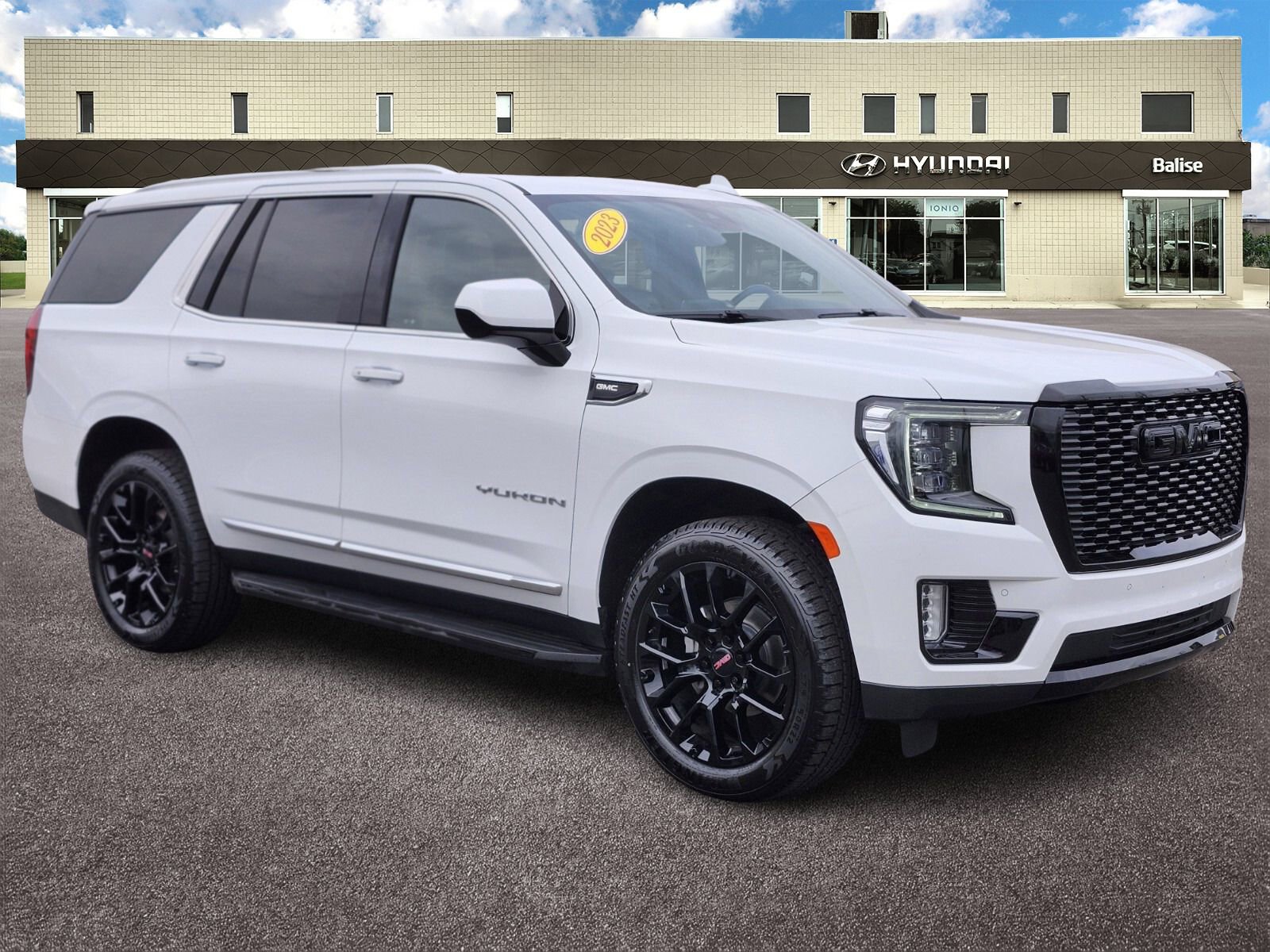 Used 2023 GMC Yukon SLT