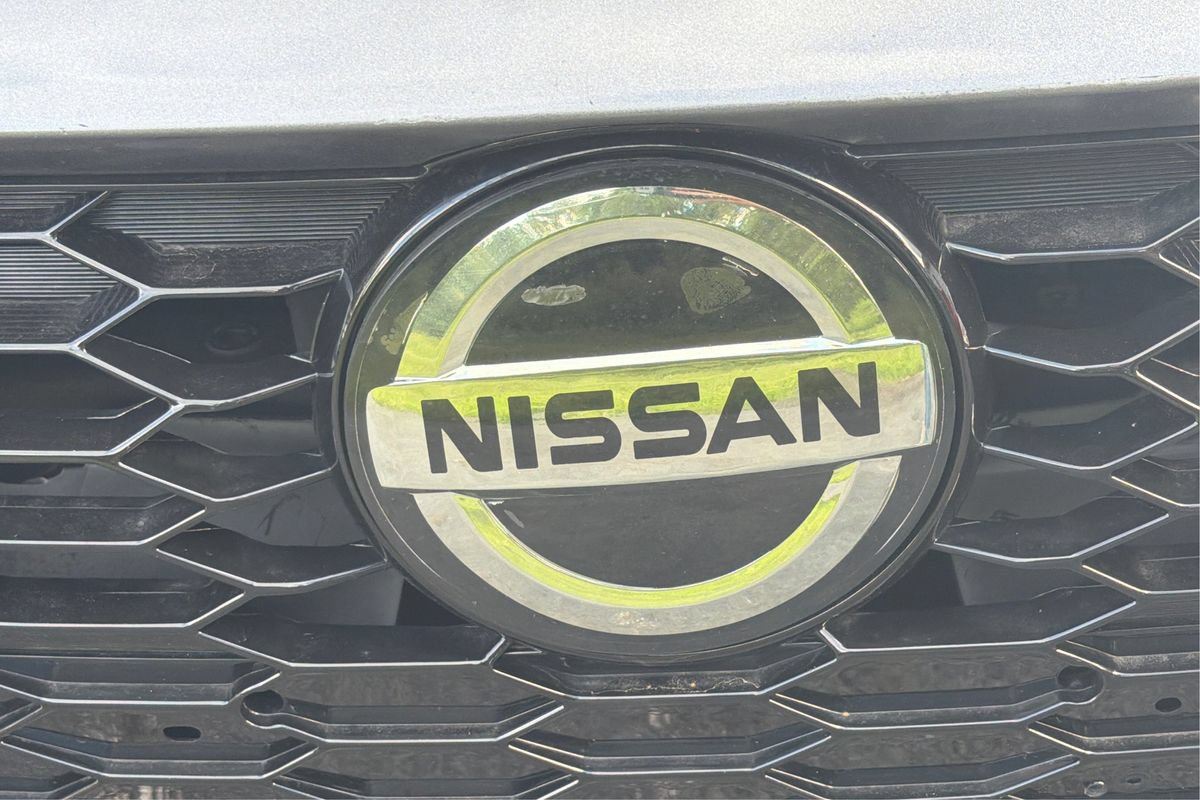 Used 2020 Nissan Sentra SV FWD image 26