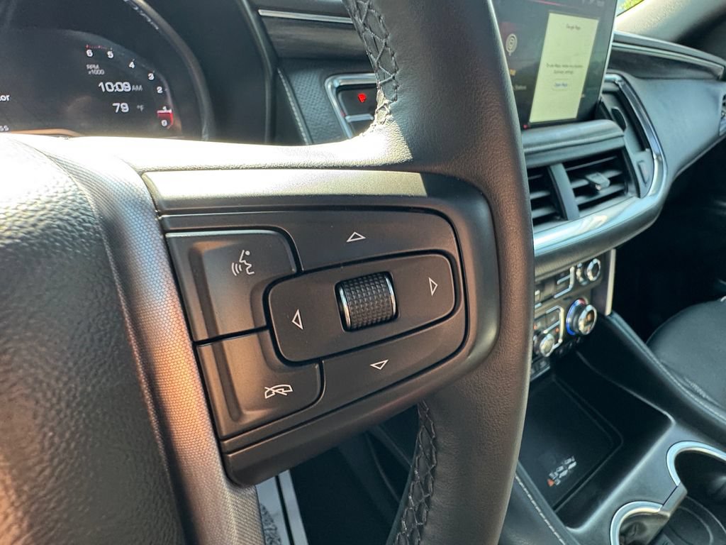 Used 2023 GMC Yukon SLT w/ SLT Luxury Package AWD/4WD image 33