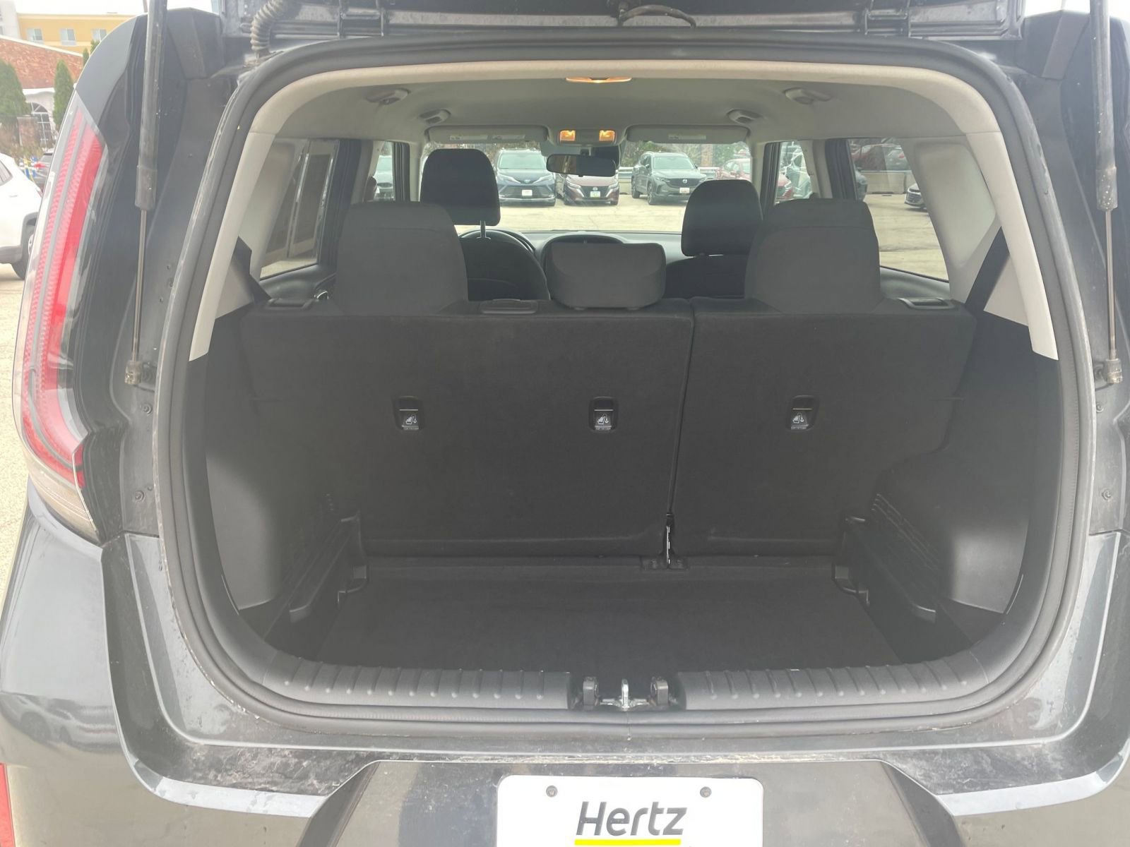 Used 2025 Kia Soul LX w/ LX Technology Package image 29