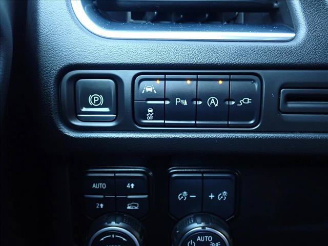 Used 2022 Chevrolet Suburban LT AWD/4WD image 24