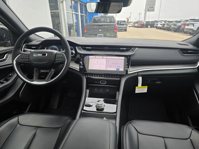 New 2026 Jeep Grand Cherokee Limited w/ Limited Altitude Package image 10