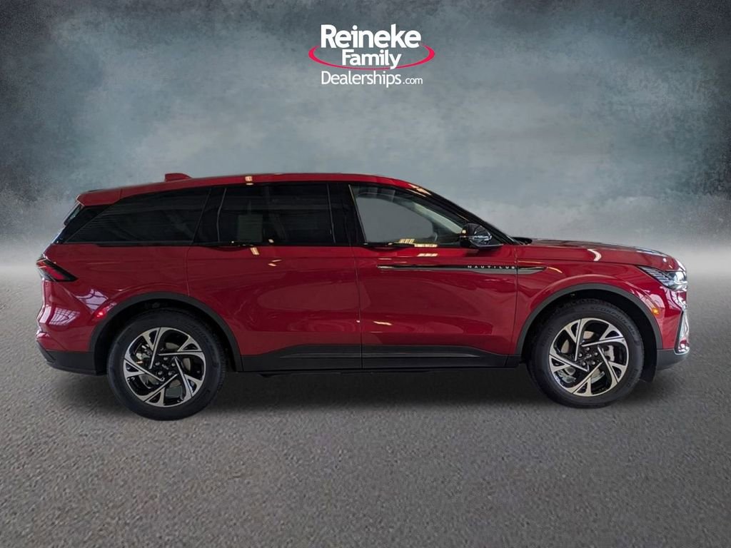 New 2026 Lincoln Nautilus Premier w/ Jet Appearance Package AWD/4WD image 4