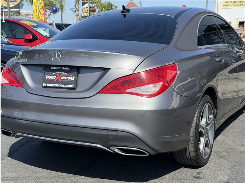 Used 2018 Mercedes-Benz CLA 250 image 38