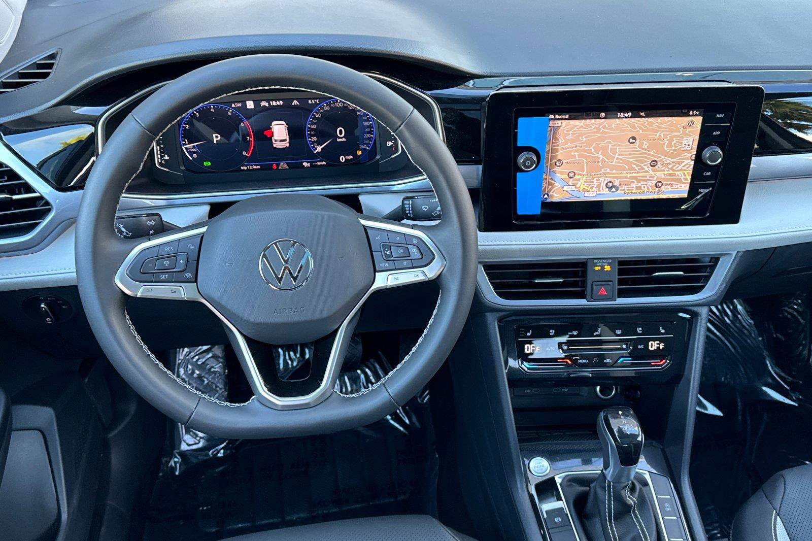 New 2026 Volkswagen Taos SEL image 13