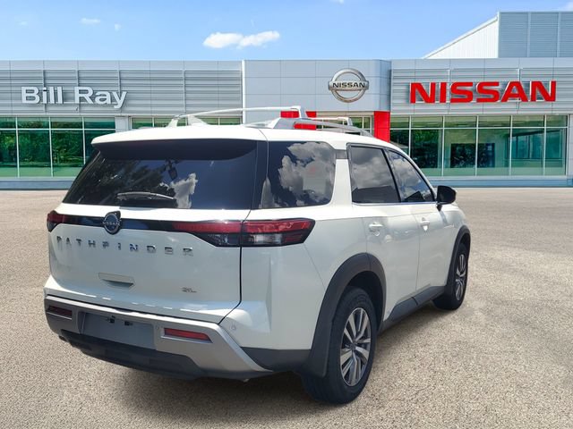 Certified 2023 Nissan Pathfinder SL FWD image 4
