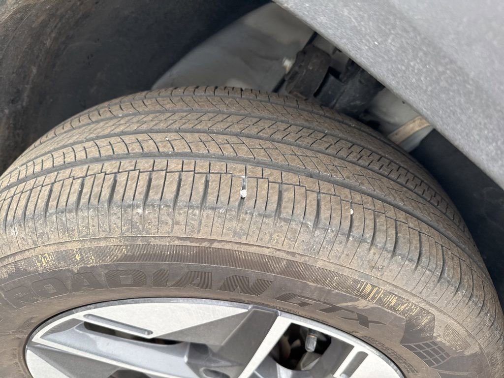 Used 2025 Hyundai Tucson SEL image 3