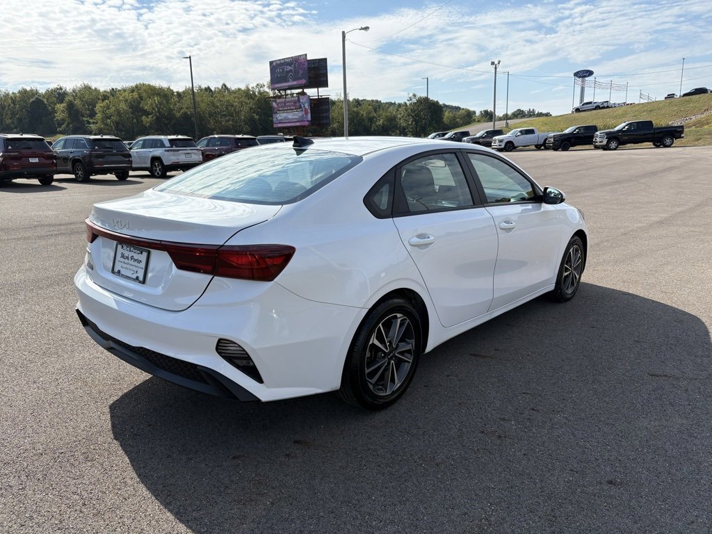 Used 2023 Kia Forte LXS FWD image 5