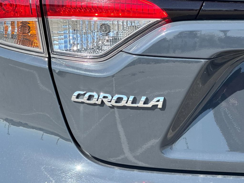 Used 2024 Toyota Corolla LE FWD image 29