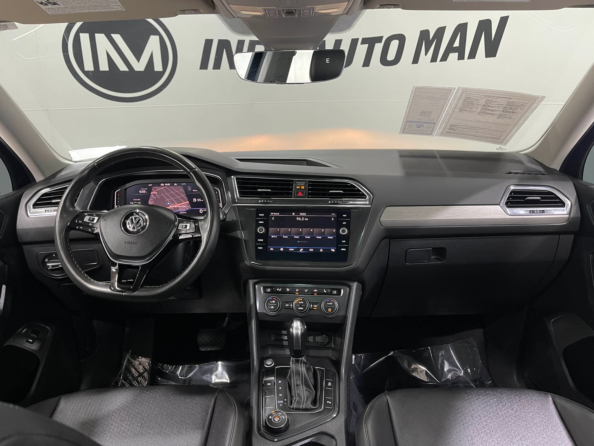 Used 2021 Volkswagen Tiguan SEL AWD/4WD image 19