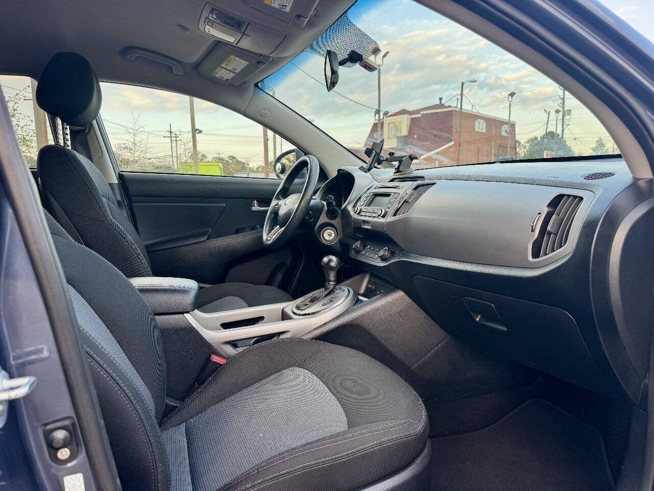 Used 2016 Kia Sportage LX AWD/4WD image 11