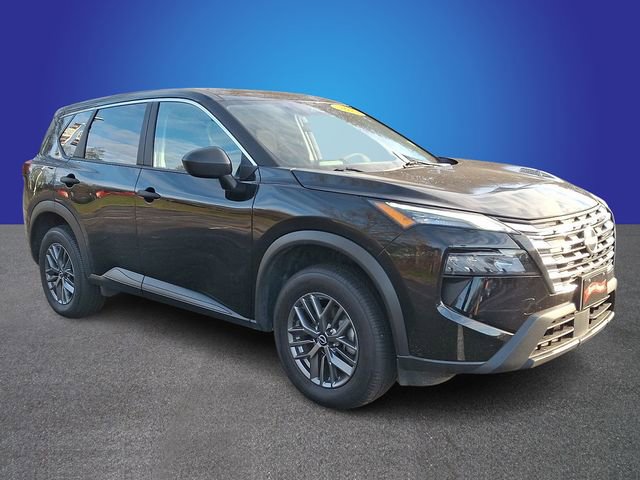 Used 2024 Nissan Rogue S image 3