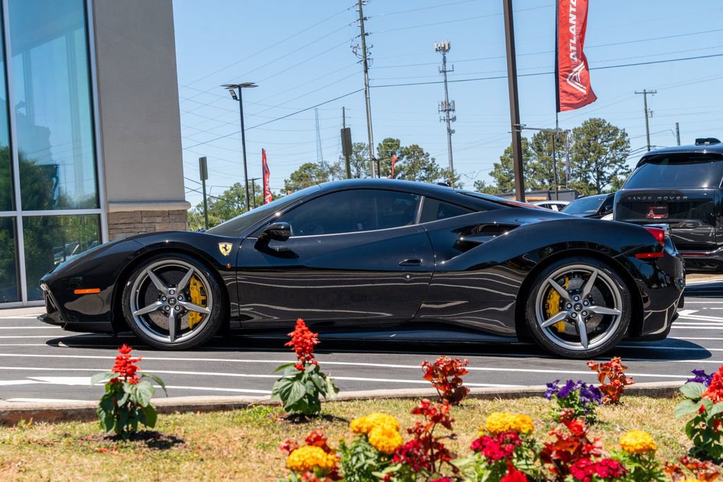 Used 2019 Ferrari 488 GTB RWD image 23