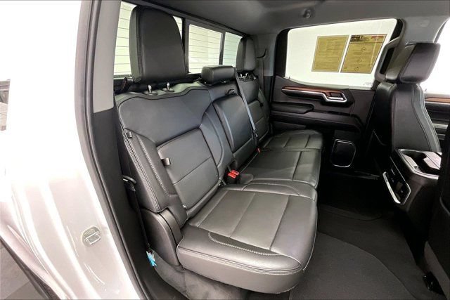 Used 2023 GMC Sierra 1500 Denali w/ Denali Carbonpro Edition AWD/4WD image 18