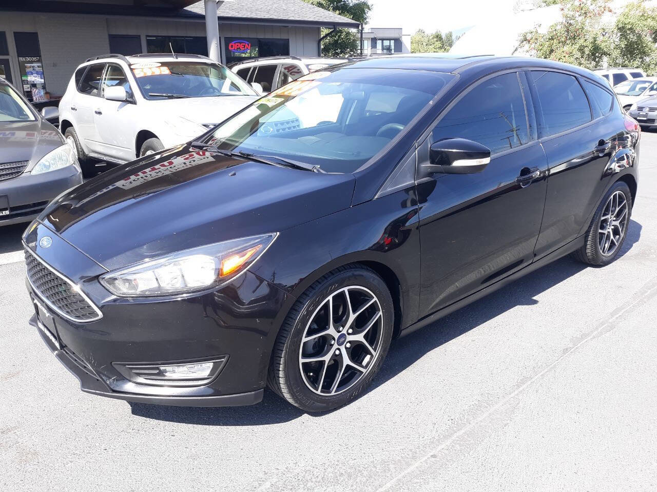 Used 2018 Ford Focus SEL image 3