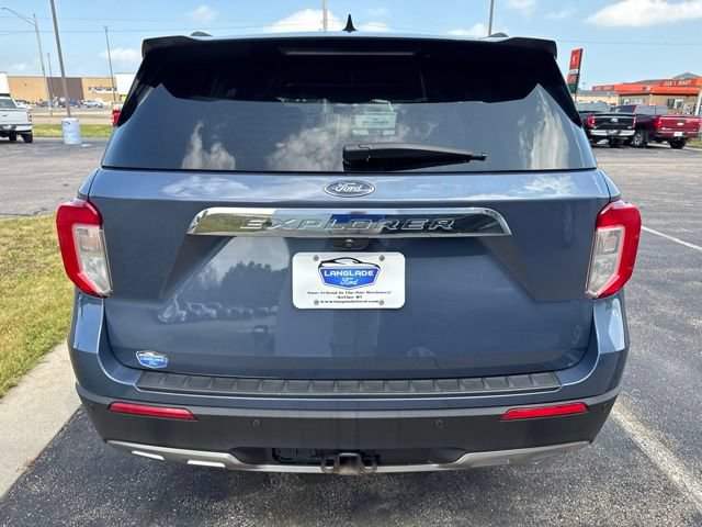 Used 2021 Ford Explorer XLT w/ Equipment Group 202A AWD/4WD image 6